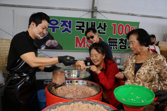 강경젓갈+상월고구마=찰떡궁합 맞네~  2024 강경젓갈축제 성료
