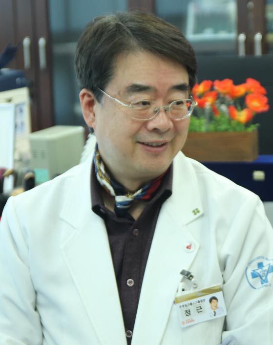 정근 “사명 바꾼 온라이프건설 책임경영…당월 현금결재”