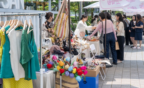 BIFC광장서 ‘소소마실 플리마켓’…소상공인 힘내세요