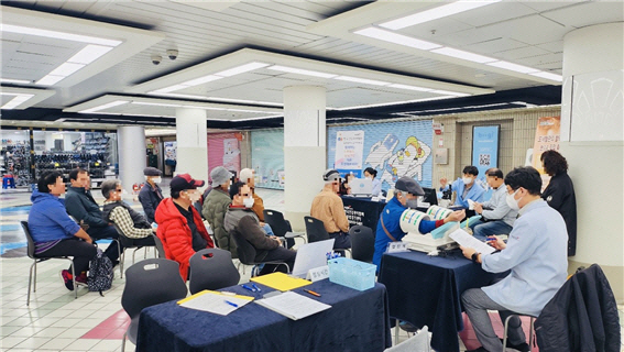 한국건강관리협회 부산동부검진센터(동래), 남포지하도상가 건강캠페인 실시