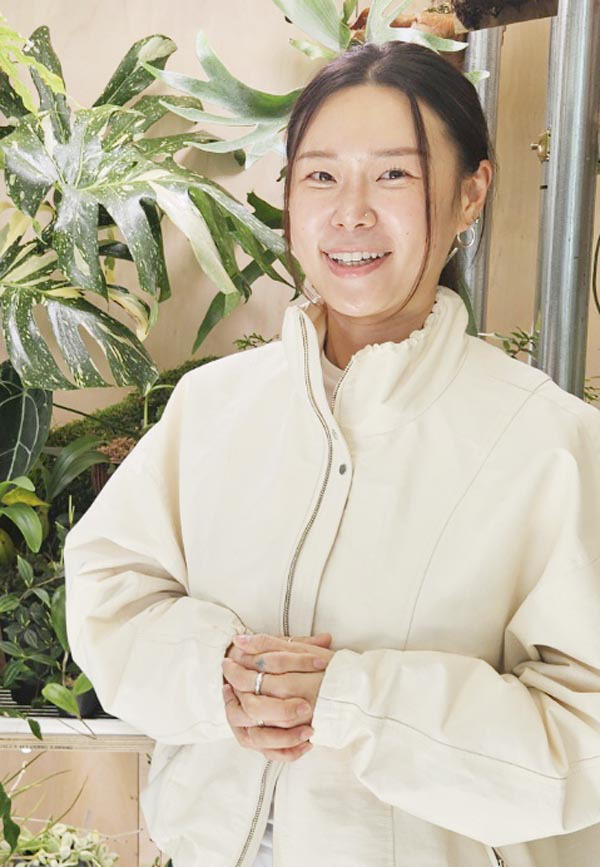 “카페와 식물·키링 판매 결합…도심 속의 작은 숲”
