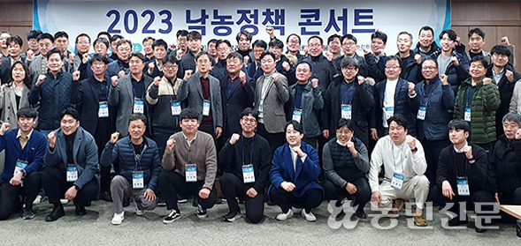 우유 생산기반 위태…로컬매장 유통·가공유 확대가 새 ‘젖줄’
