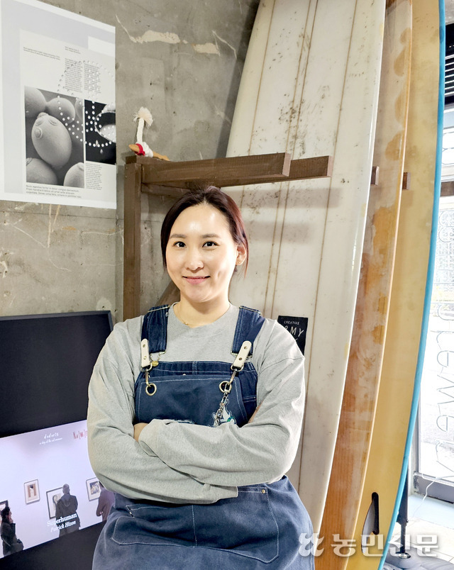 [우리 술 답사기] 우리 통밀로 빚은 막걸리, 가벼운 목 넘김 ‘매력’