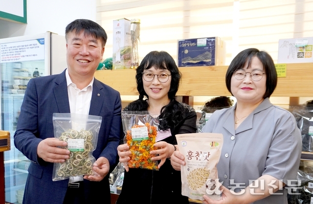 [판매농협이 간다] 고속도로 휴게소서 로컬푸드 판매 대박 났다