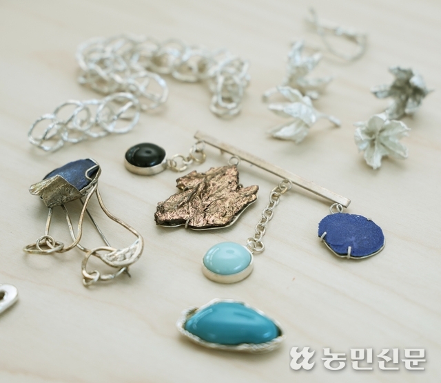 [로컬크리에이터] 소중한 마을자원 활용해 함께 창작활동…사회적 유대감 ‘끈끈’