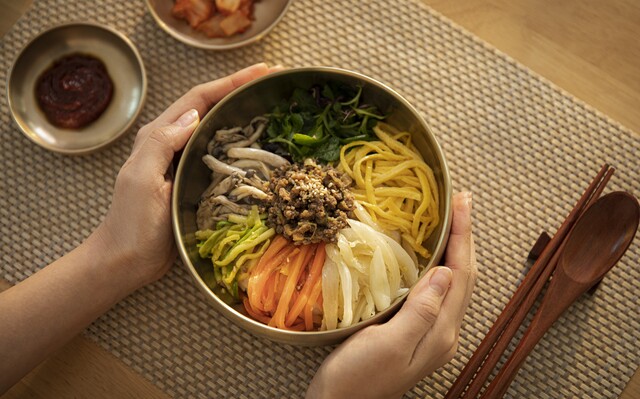 비빔밥·냉면 1만원 시대...나가서 먹기 손 떨린다