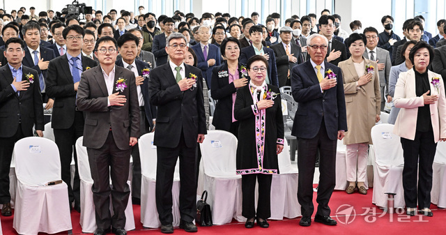 ‘경기도 토박이’ 신성이엔지, 과천 시대 선언