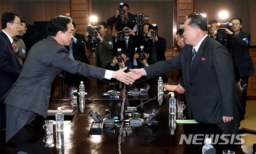 남북고위급회담 연기한 북한… 이유로`맥스선더` 꼽았지만 속내는 태영호?