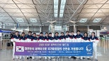 노란 수영복에 섹시한 몸매 어필하는 존예 처자