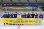 노란 수영복에 섹시한 몸매 어필하는 존예 처자