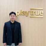 노란 수영복에 섹시한 몸매 어필하는 존예 처자