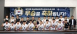 노란 수영복에 섹시한 몸매 어필하는 존예 처자
