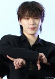 SEVENTEEN’s Dino Buys Luxury Apartment in Galleria Foret, Setting New Record