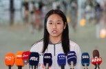 노란 수영복에 섹시한 몸매 어필하는 존예 처자