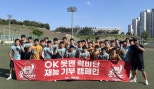 노란 수영복에 섹시한 몸매 어필하는 존예 처자