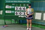 노란 수영복에 섹시한 몸매 어필하는 존예 처자