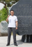 노란 수영복에 섹시한 몸매 어필하는 존예 처자