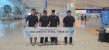 노란 수영복에 섹시한 몸매 어필하는 존예 처자