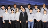 노란 수영복에 섹시한 몸매 어필하는 존예 처자