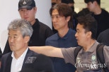 노란 수영복에 섹시한 몸매 어필하는 존예 처자