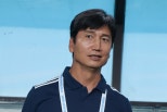 노란 수영복에 섹시한 몸매 어필하는 존예 처자