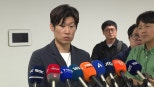 노란 수영복에 섹시한 몸매 어필하는 존예 처자