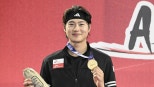 노란 수영복에 섹시한 몸매 어필하는 존예 처자