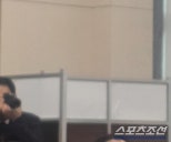 노란 수영복에 섹시한 몸매 어필하는 존예 처자