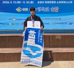 노란 수영복에 섹시한 몸매 어필하는 존예 처자