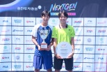 노란 수영복에 섹시한 몸매 어필하는 존예 처자