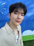 Kihyun’s Electrifying Performance at a Vibrant Festival