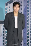 Kang Ha-neul Stars in Netflix’s Thrilling Film ’84 Square Meters’