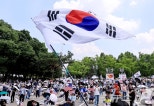 노란 수영복에 섹시한 몸매 어필하는 존예 처자