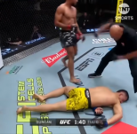 노란 수영복에 섹시한 몸매 어필하는 존예 처자