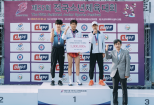 노란 수영복에 섹시한 몸매 어필하는 존예 처자