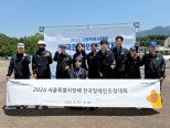 노란 수영복에 섹시한 몸매 어필하는 존예 처자