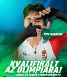 노란 수영복에 섹시한 몸매 어필하는 존예 처자