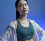 노란 수영복에 섹시한 몸매 어필하는 존예 처자
