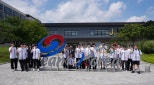 노란 수영복에 섹시한 몸매 어필하는 존예 처자