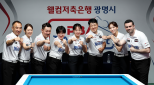 노란 수영복에 섹시한 몸매 어필하는 존예 처자