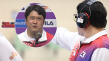 노란 수영복에 섹시한 몸매 어필하는 존예 처자