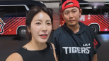 노란 수영복에 섹시한 몸매 어필하는 존예 처자
