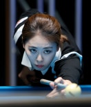 노란 수영복에 섹시한 몸매 어필하는 존예 처자