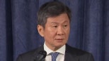 노란 수영복에 섹시한 몸매 어필하는 존예 처자