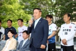 노란 수영복에 섹시한 몸매 어필하는 존예 처자