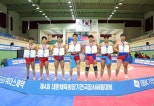 노란 수영복에 섹시한 몸매 어필하는 존예 처자