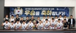 노란 수영복에 섹시한 몸매 어필하는 존예 처자