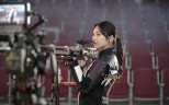 노란 수영복에 섹시한 몸매 어필하는 존예 처자