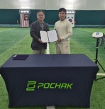 노란 수영복에 섹시한 몸매 어필하는 존예 처자