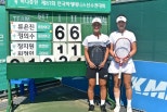 노란 수영복에 섹시한 몸매 어필하는 존예 처자